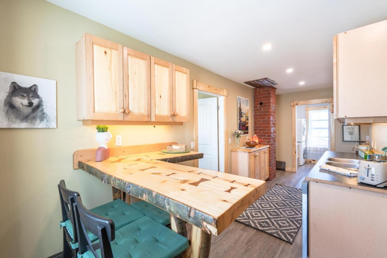 Craftsman'S Loft - Heritage Charm - Ac - 5 Min Dt Calgary Extérieur photo