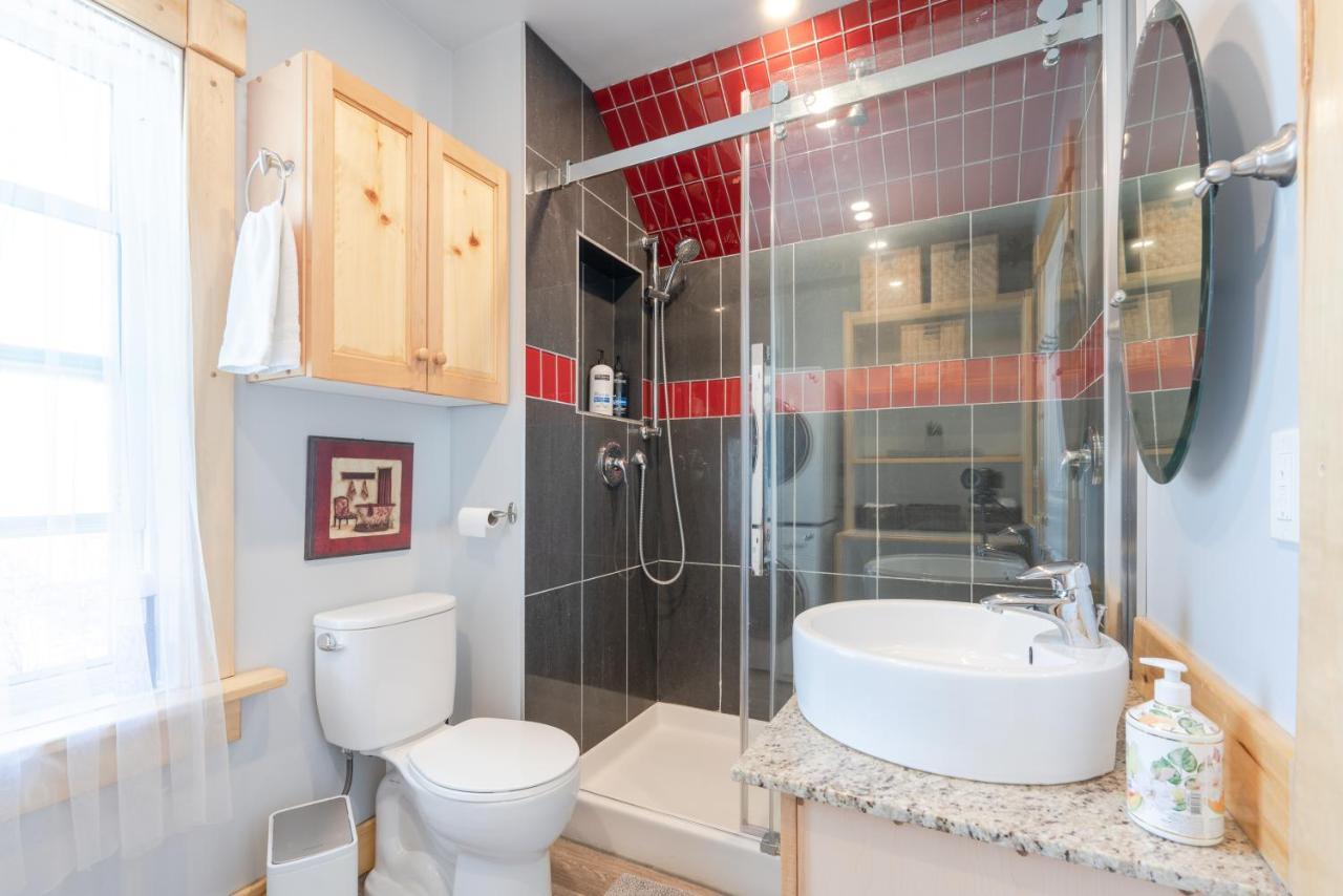 Craftsman'S Loft - Heritage Charm - Ac - 5 Min Dt Calgary Extérieur photo