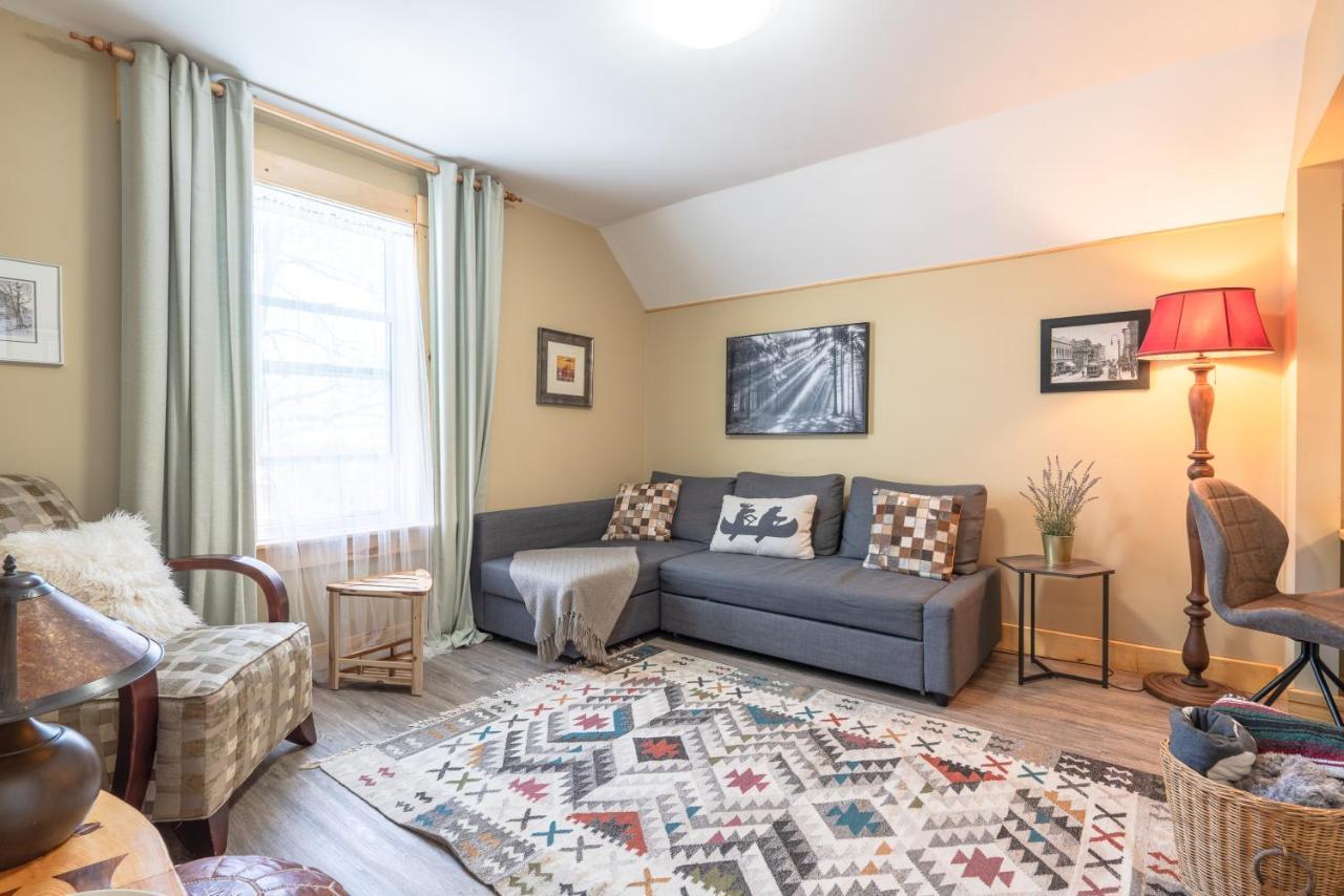 Craftsman'S Loft - Heritage Charm - Ac - 5 Min Dt Calgary Extérieur photo