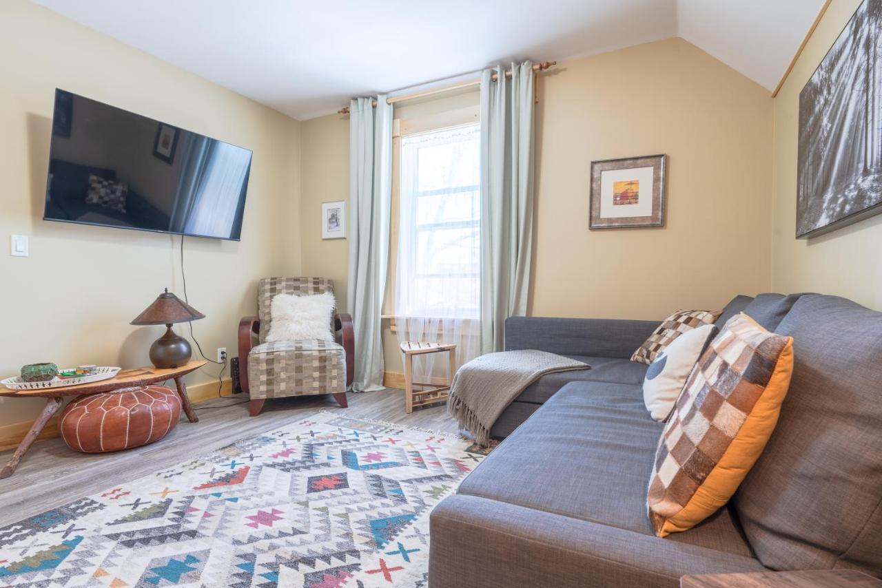 Craftsman'S Loft - Heritage Charm - Ac - 5 Min Dt Calgary Extérieur photo