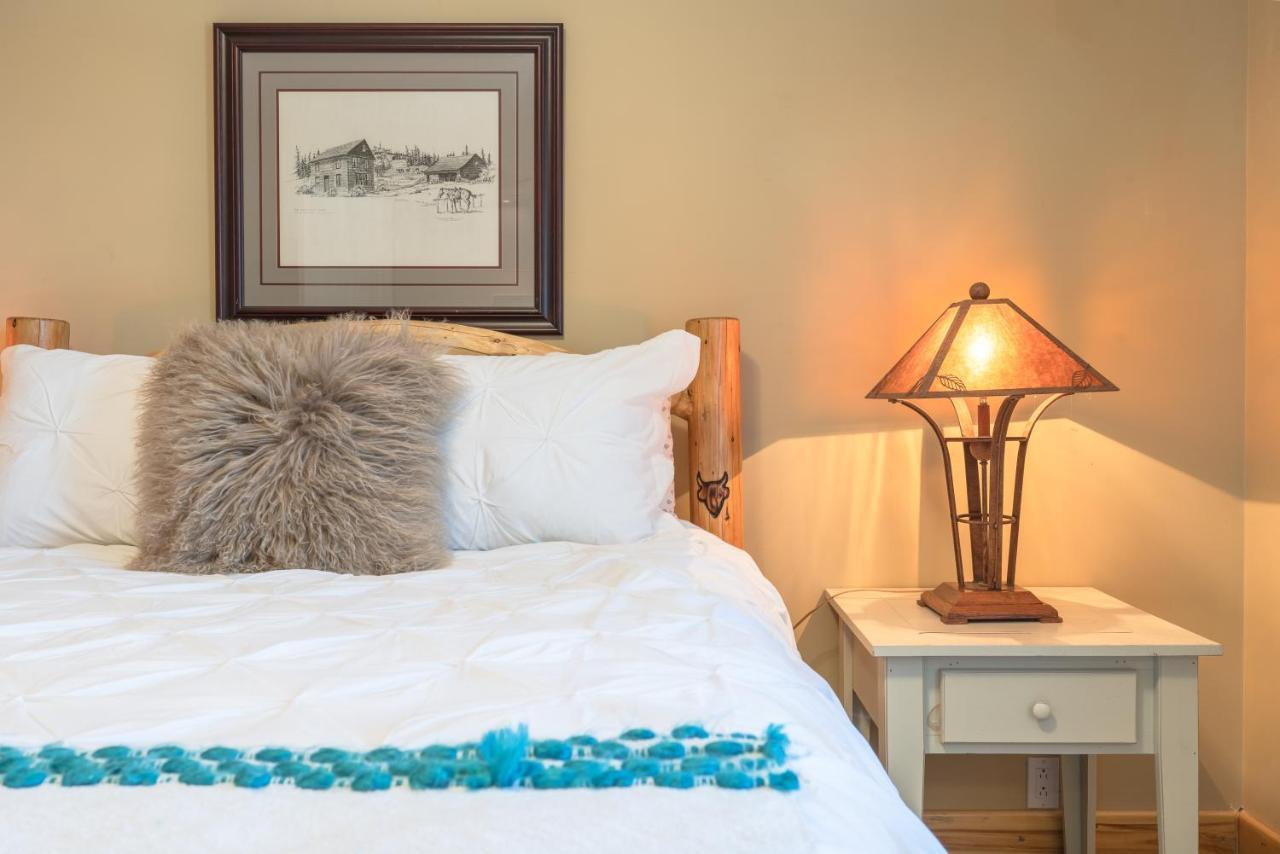 Craftsman'S Loft - Heritage Charm - Ac - 5 Min Dt Calgary Extérieur photo
